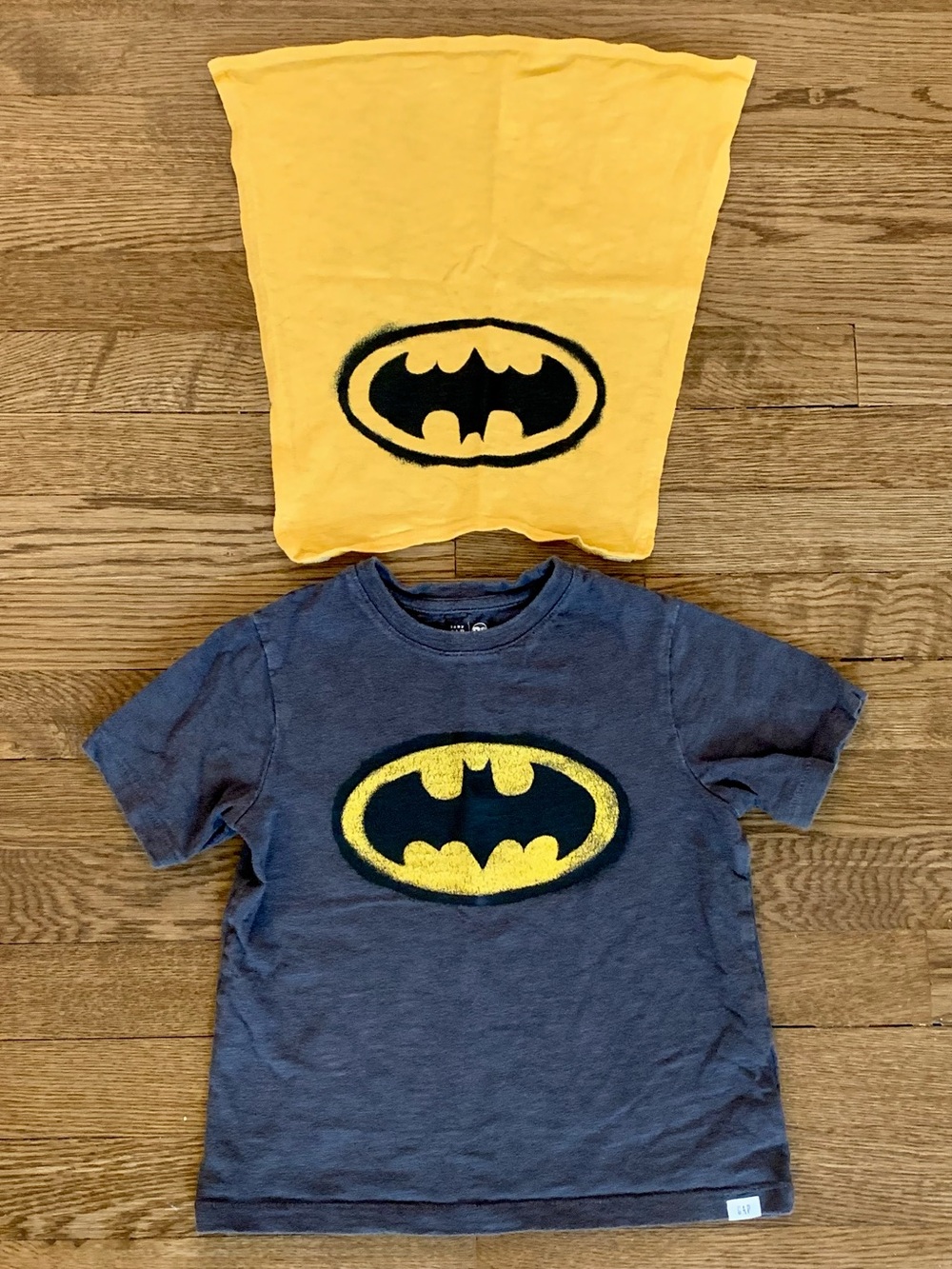 Baby Gap Kids Batman T-Shirt w/ Removable Cape Size 5T